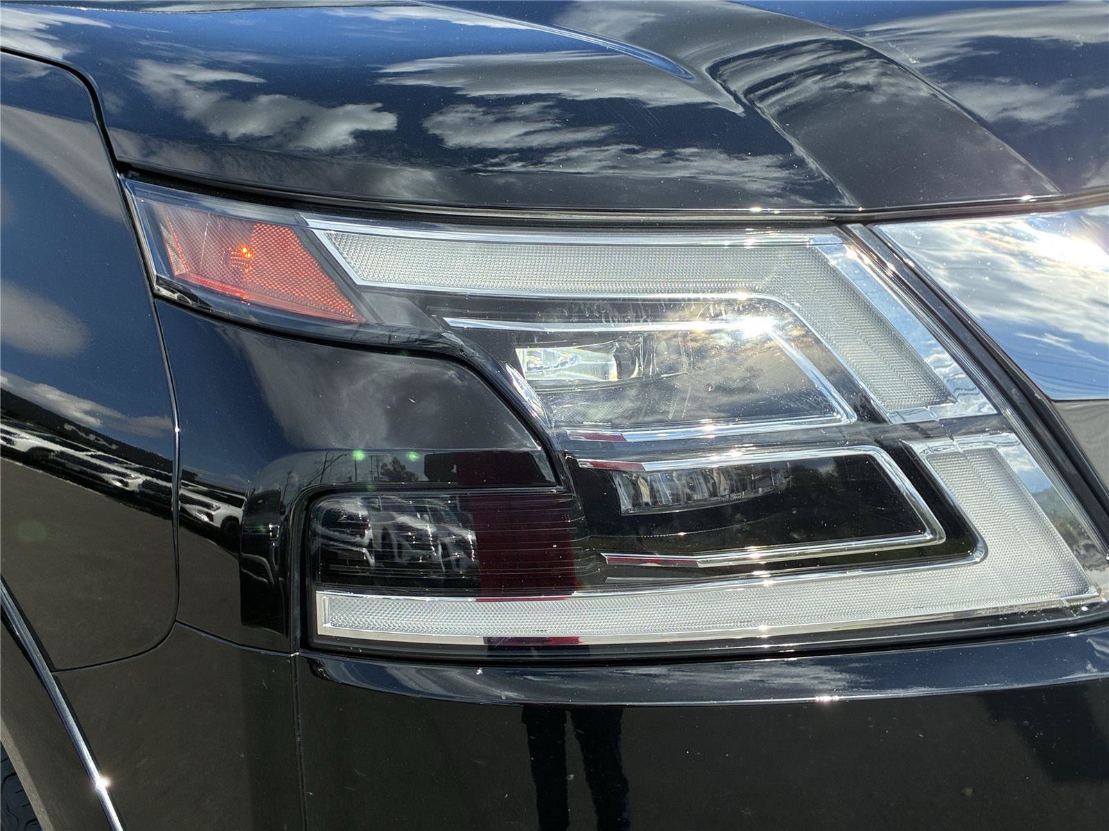 Used 2021 Nissan Armada Platinum w/ Captain's Chairs Package AWD/4WD image 10