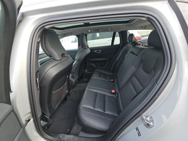 Certified 2025 Volvo V60 B5 Cross Country Plus image 6