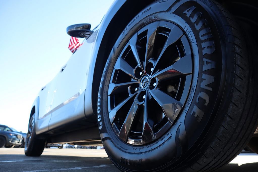 Used 2025 MAZDA CX-50 AWD 2.5 Hybrid w/ Premium Pkg image 8