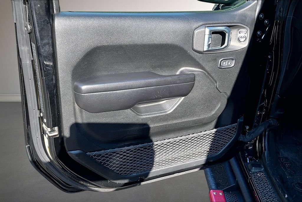 Used 2021 Jeep Wrangler Sport AWD/4WD image 21