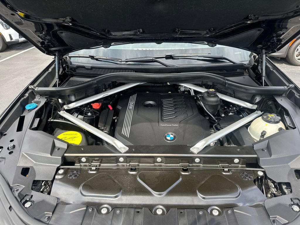 Used 2020 BMW X5 xDrive40i w/ Executive Package image 32