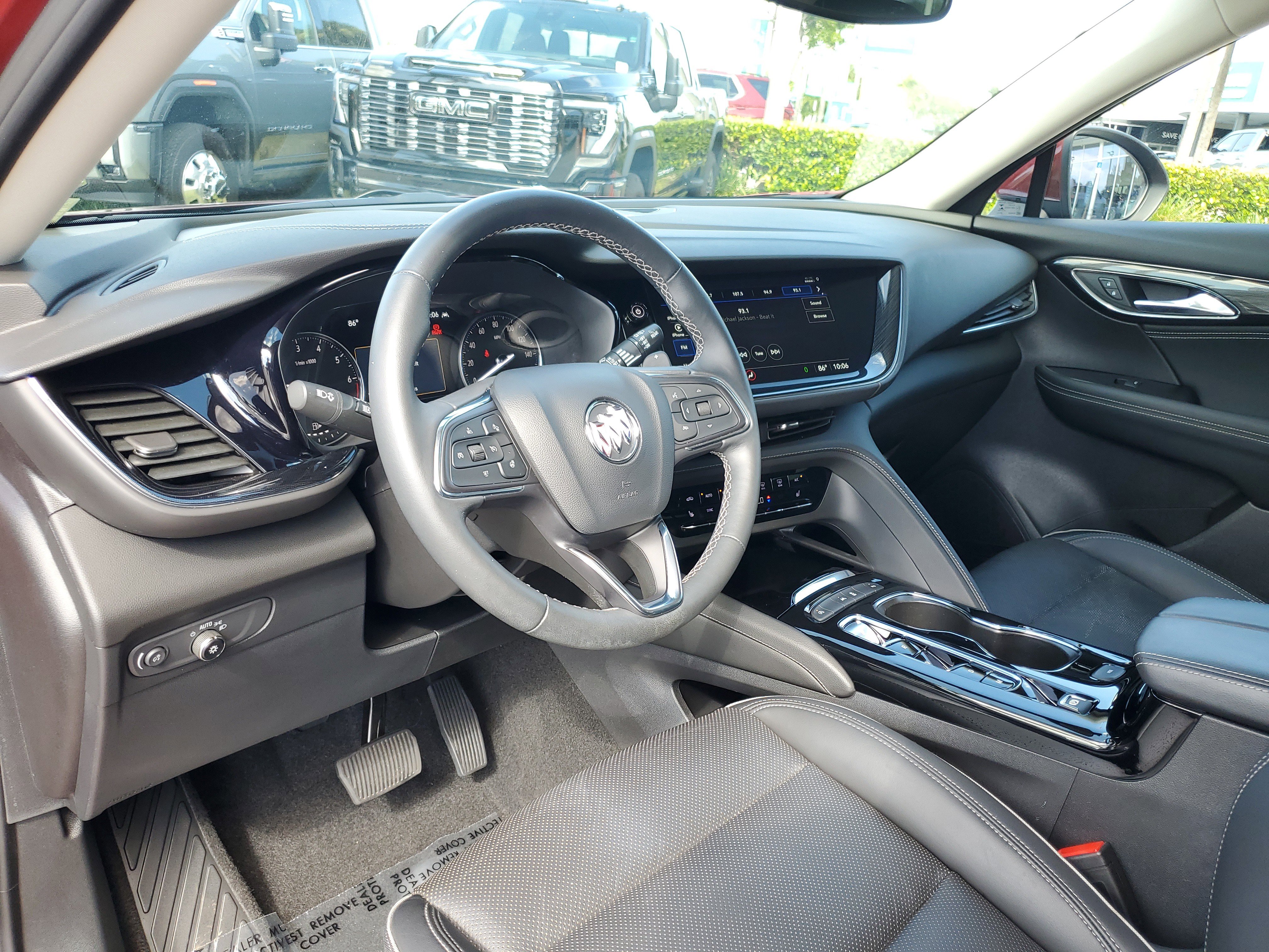 Used 2023 Buick Envision Essence image 9