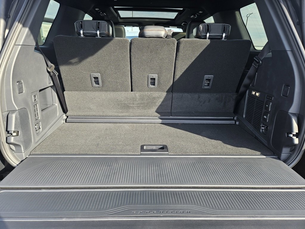 New 2025 Ford Expedition Tremor image 25