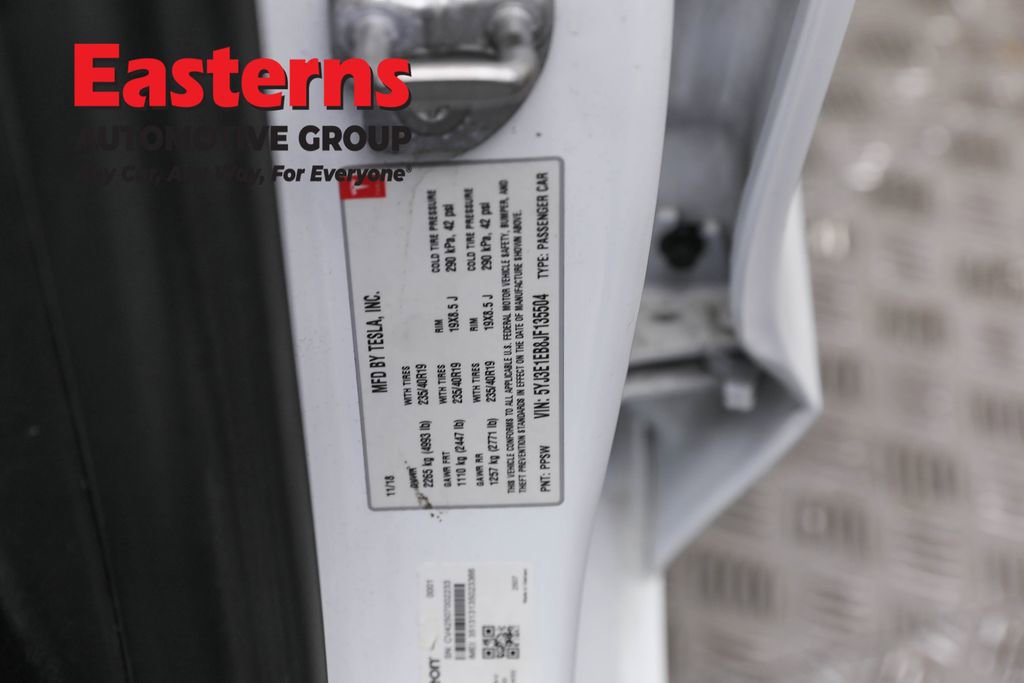 Used 2018 Tesla Model 3 Long Range image 32