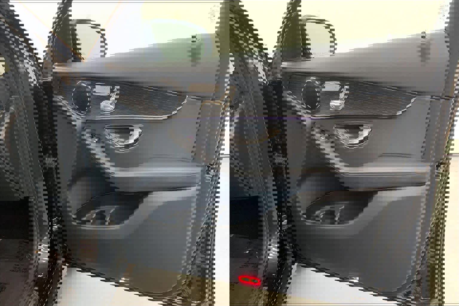 Certified 2022 Mercedes-Benz GLC 300 image 9