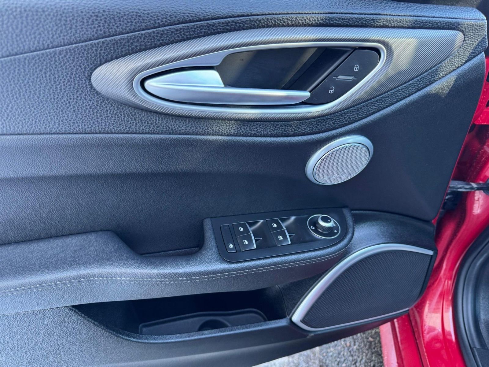 Used 2018 Alfa Romeo Giulia Ti Sport w/ Quick Order Package 22S Sport image 17