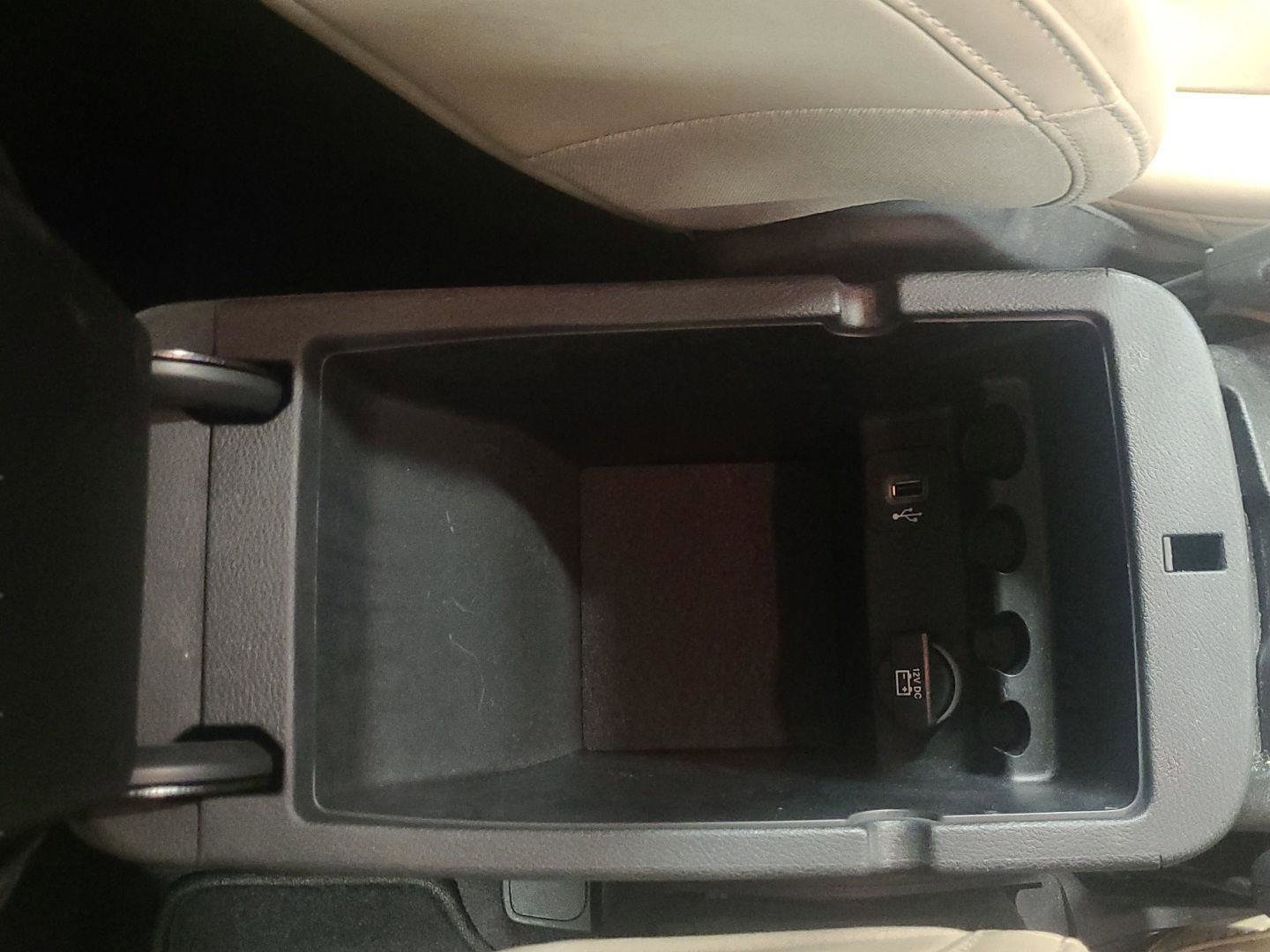 Used 2015 Jeep Cherokee Limited w/ Trailer Tow Group image 21