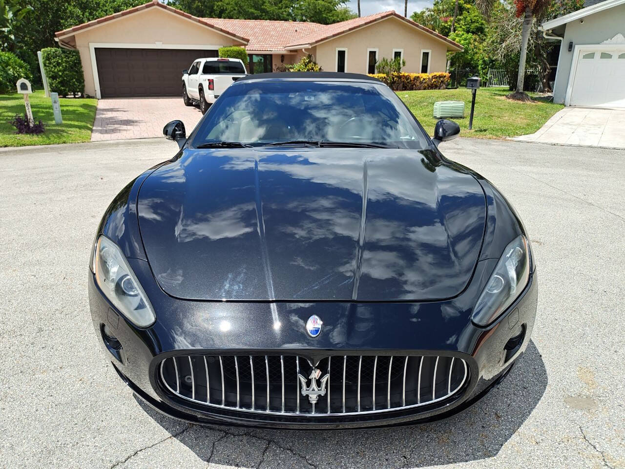 Used 2015 Maserati GranTurismo Convertible RWD image 55