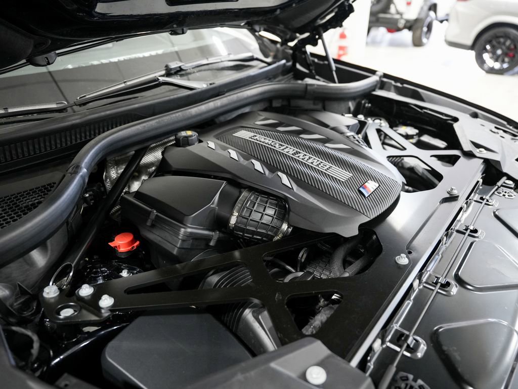 Used 2022 BMW X5 M w/ Competition Package 2 AWD/4WD image 45