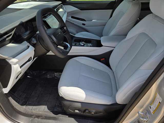 New 2026 Jeep Cherokee Laredo AWD/4WD image 14