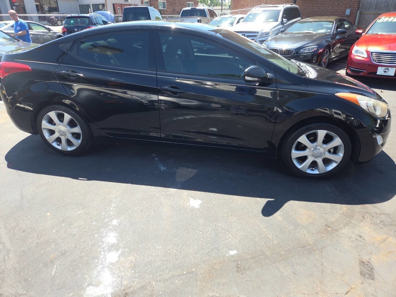 Used 2013 Hyundai Elantra Limited FWD image 11