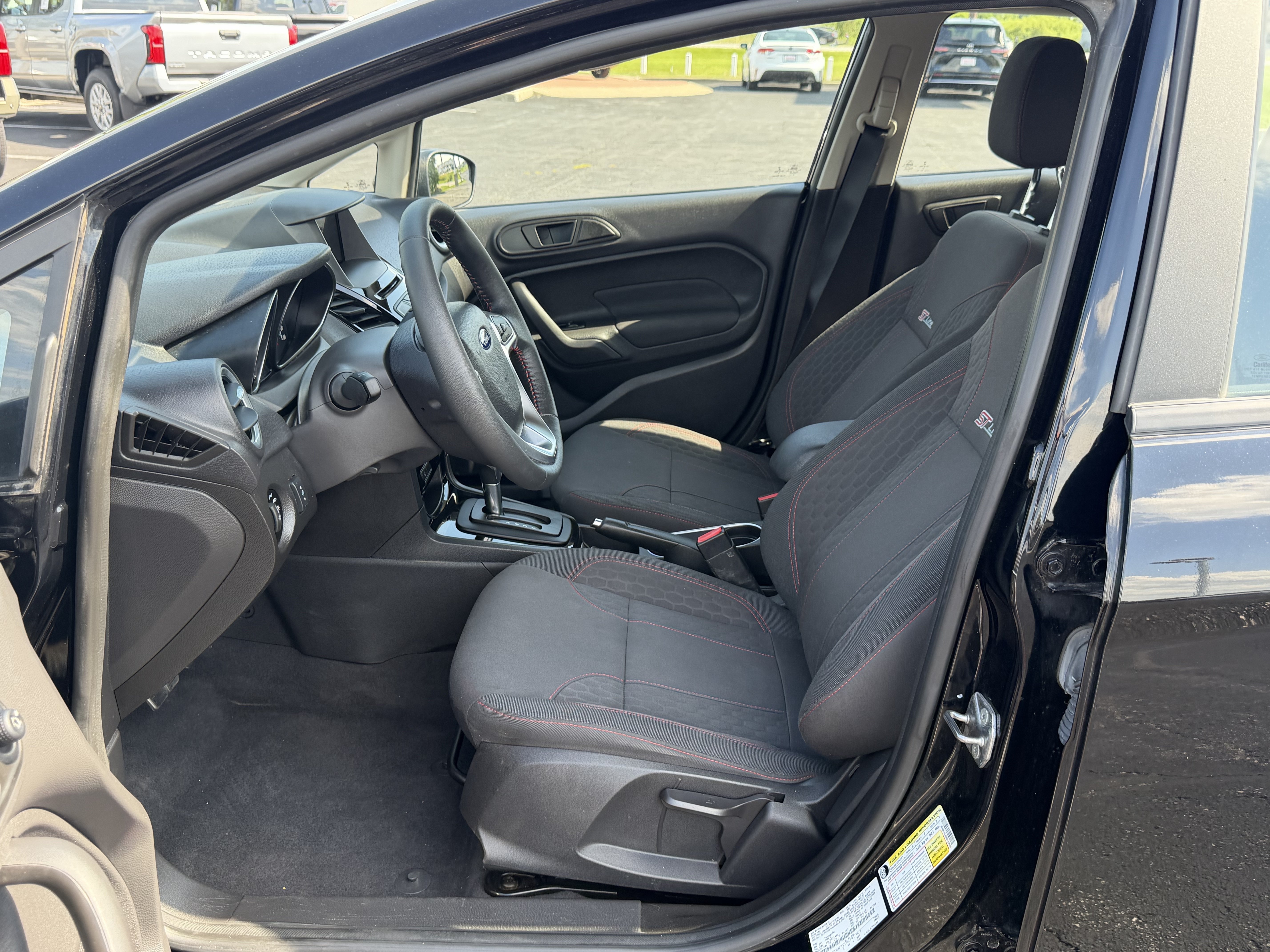 Used 2019 Ford Fiesta ST-Line w/ ST Line Cold Weather Package FWD image 17