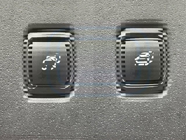 Used 2024 Kia Niro SX Touring image 31