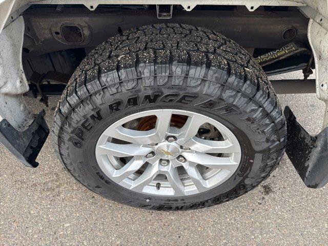 Used 2020 Chevrolet Silverado 1500 LT w/ All-Star Edition image 35