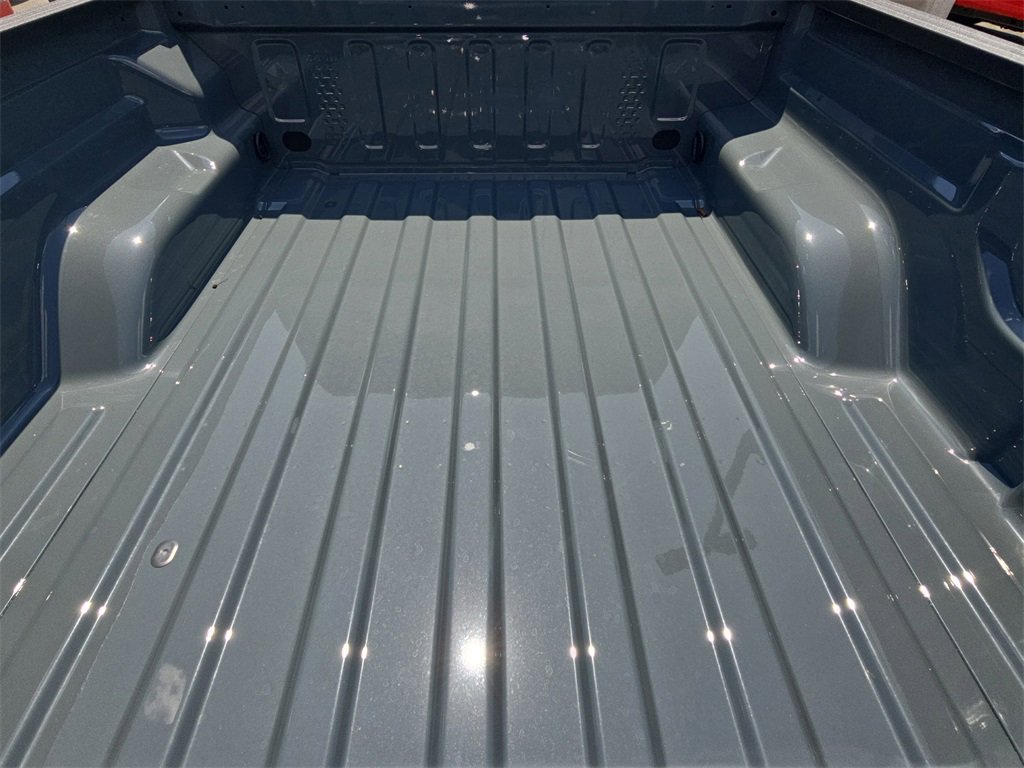 New 2025 Jeep Gladiator Sport image 13