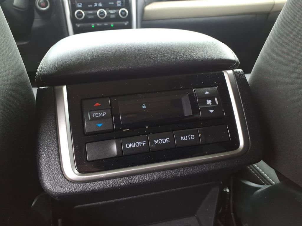Used 2022 Subaru Ascent Premium w/ Convenience Package AWD/4WD image 30