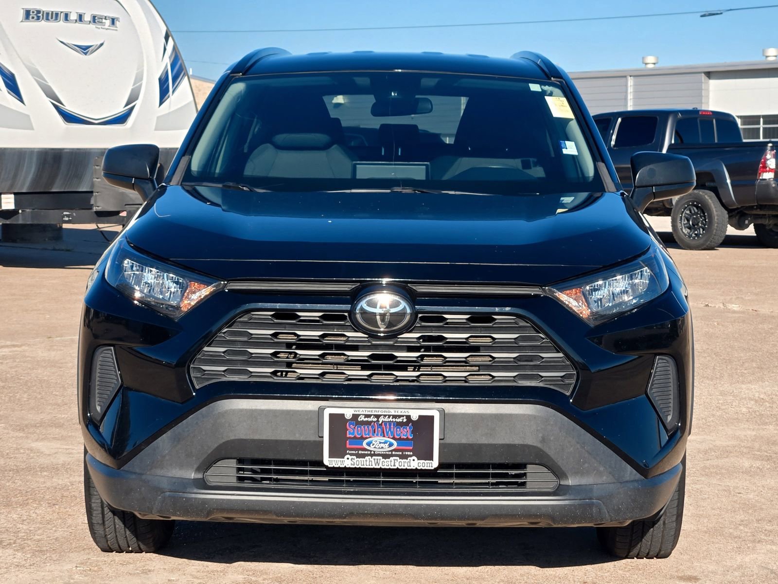 Used 2021 Toyota RAV4 LE image 8