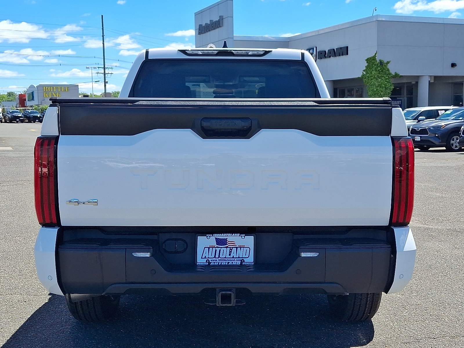 Used 2023 Toyota Tundra SR5 w/ SR5 Premium Package AWD/4WD image 6