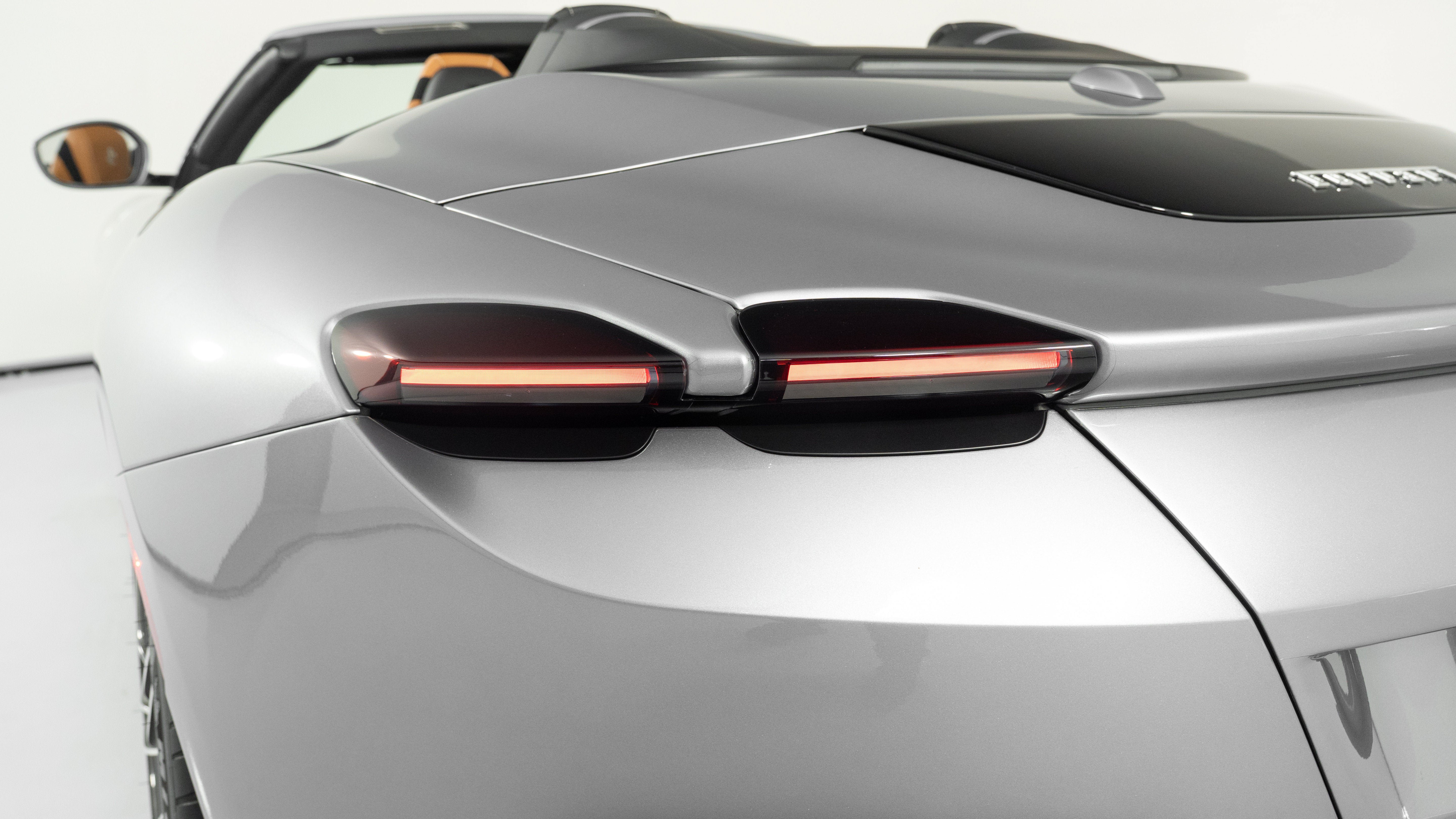 Certified 2025 Ferrari Roma Spider RWD image 16