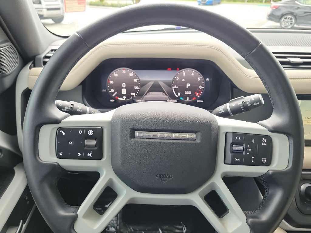 Certified 2024 Land Rover Defender 110 X-Dynamic SE AWD/4WD image 28