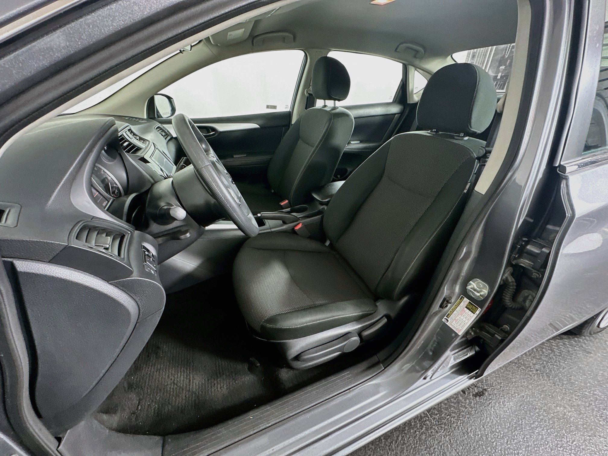 Used 2019 Nissan Sentra S FWD image 13