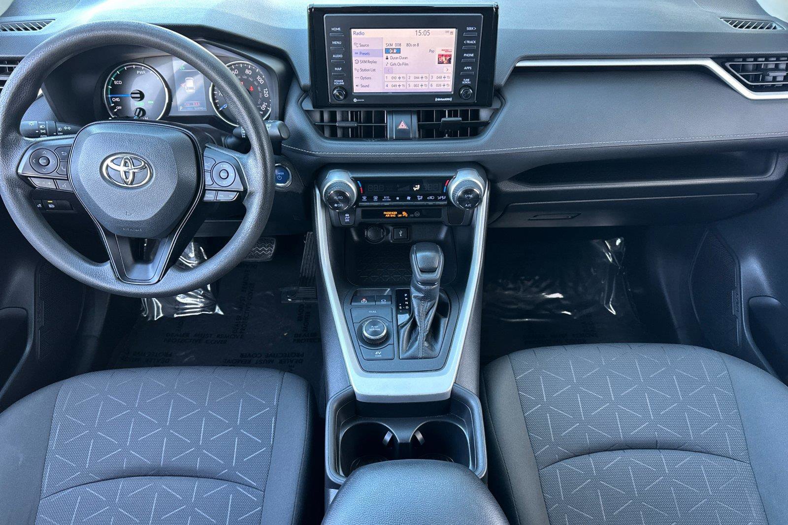 Used 2021 Toyota RAV4 XLE w/ Carpet Mat Package (TMS) image 12