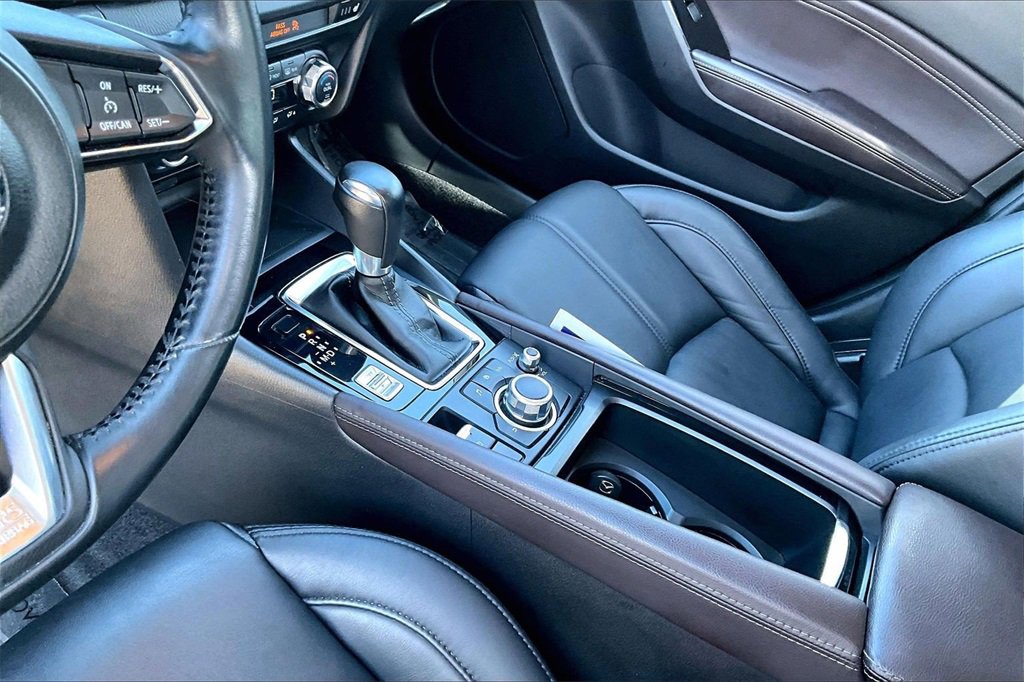 Used 2017 MAZDA MAZDA3 Touring image 10