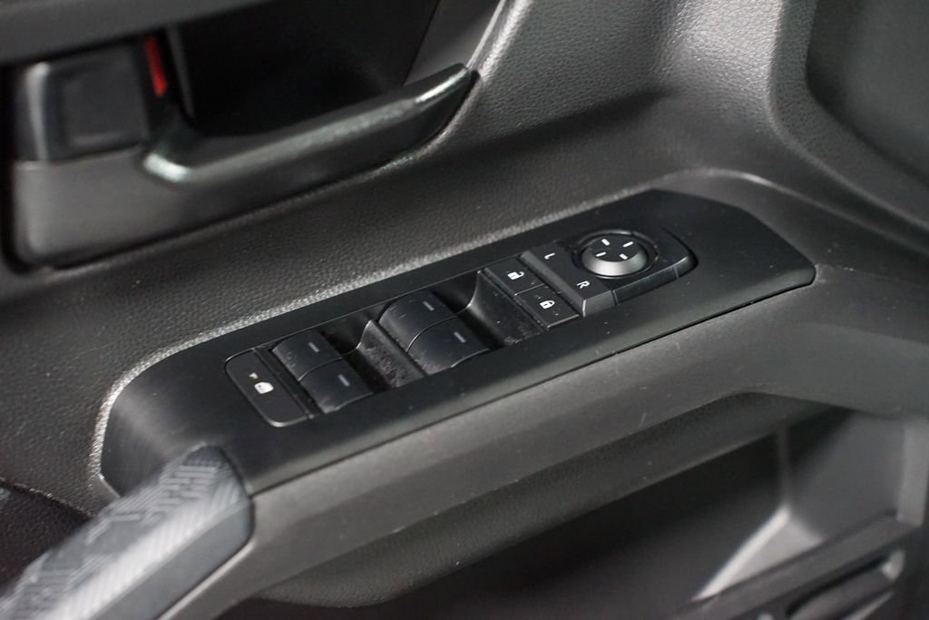 Certified 2025 Toyota Tacoma SR5 image 32