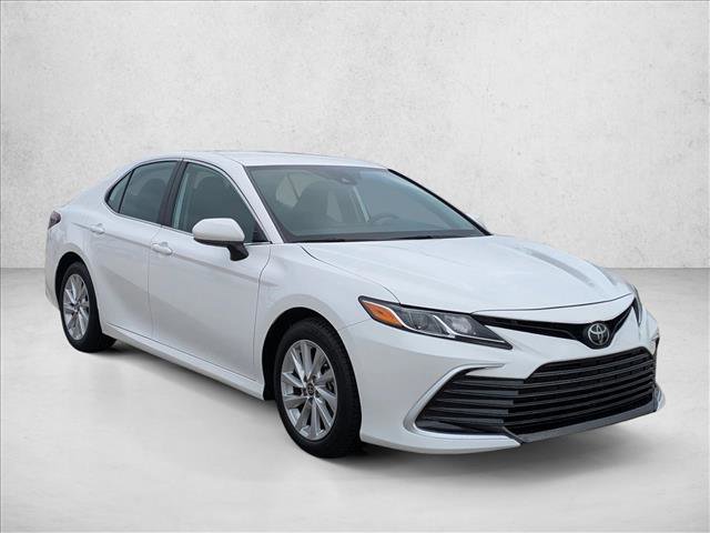 Used 2024 Toyota Camry LE FWD image 3