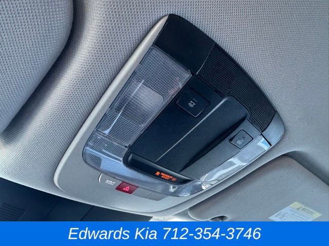 New 2025 Kia Sorento S image 28