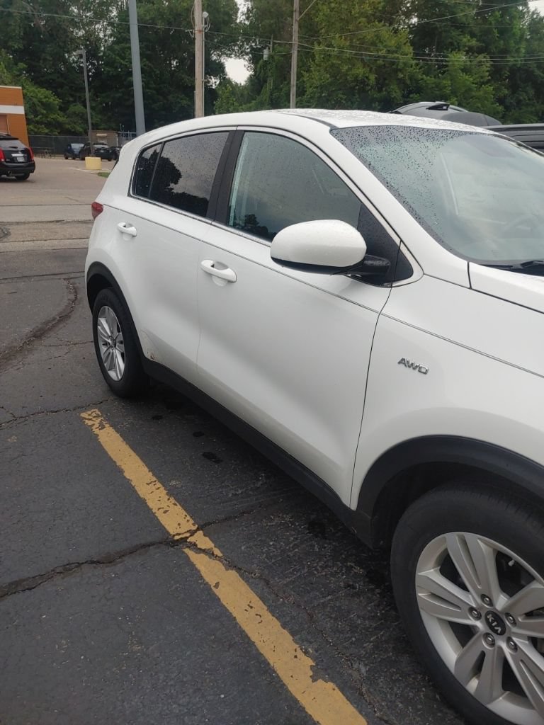 Used 2018 Kia Sportage LX AWD/4WD image 2