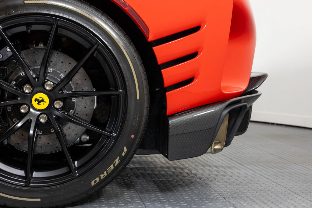 Used 2023 Ferrari 812 Competizione RWD image 56