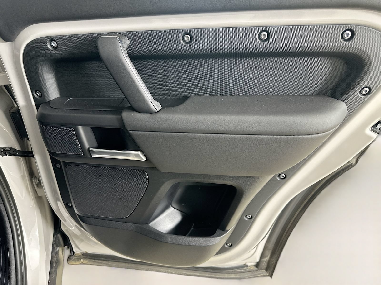 New 2026 Land Rover Defender 110 S AWD/4WD image 41
