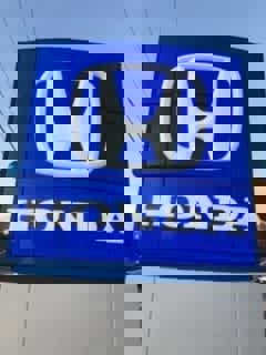 Used 2024 Honda HR-V Sport image 2