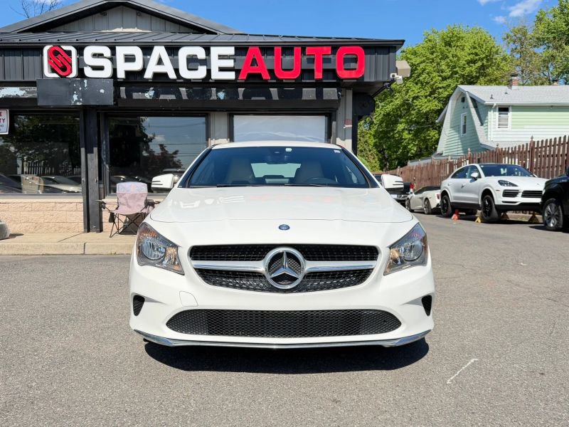 Used 2017 Mercedes-Benz CLA 250 image 2