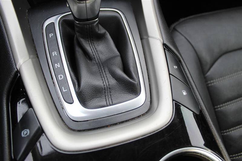 Used 2014 Ford Fusion Energi SE FWD image 26