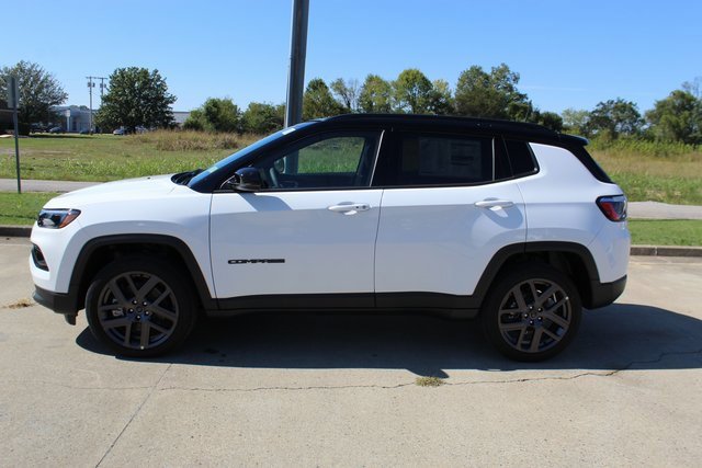 New 2026 Jeep Compass Limited image 2