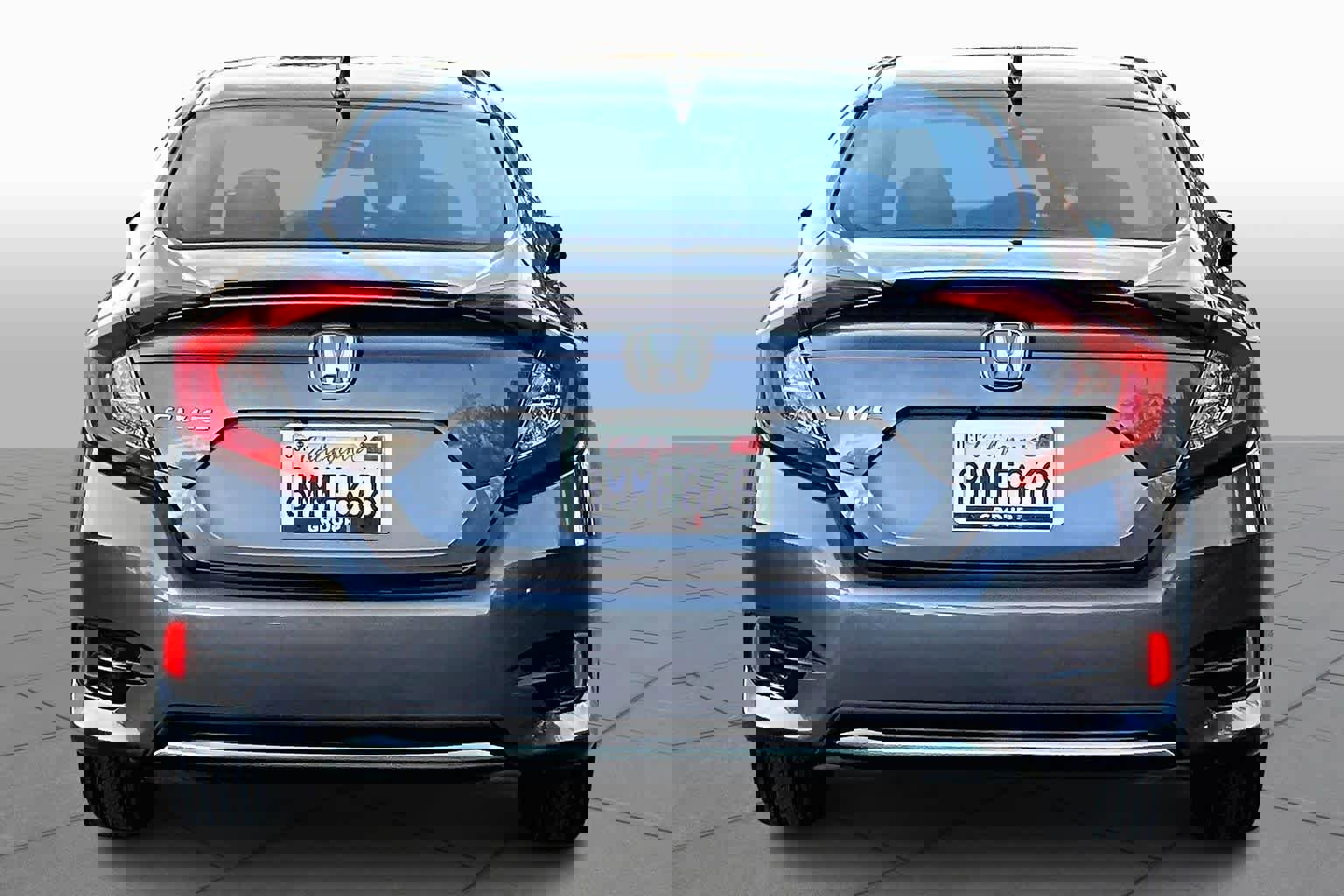 Used 2019 Honda Civic EX image 4