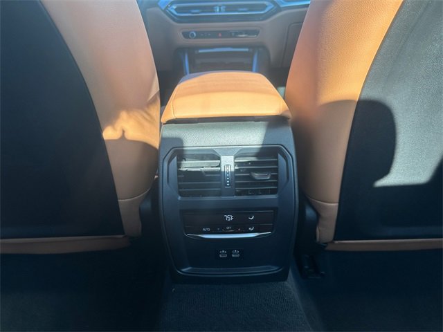 Used 2024 BMW 330i xDrive Sedan w/ Premium Package image 27