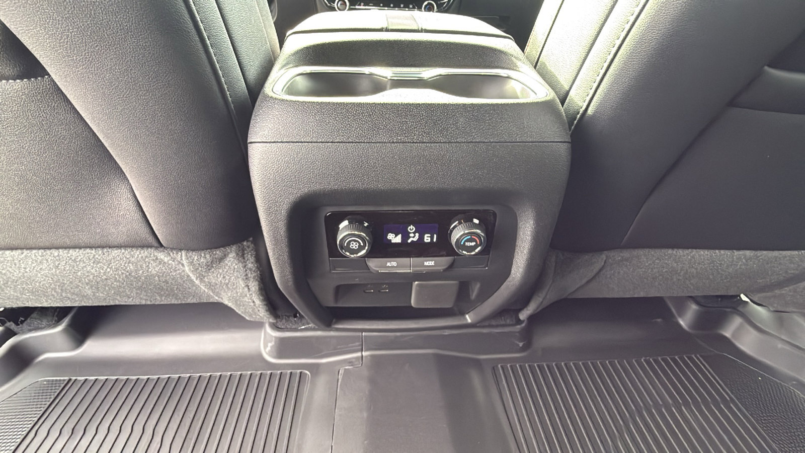 New 2026 Chevrolet Traverse Z71 w/ Enhanced Driving Package image 25