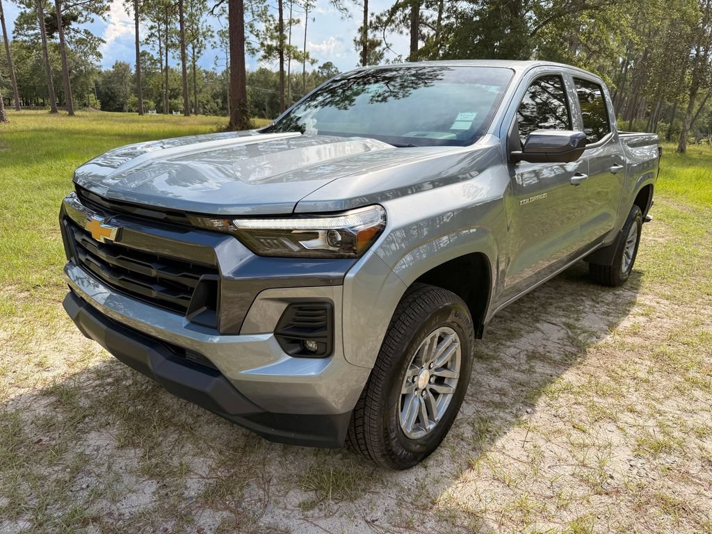 New 2025 Chevrolet Colorado LT w/ LT Convenience Package AWD/4WD image 1