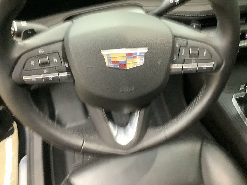 Used 2025 Cadillac XT4 Premium Luxury AWD/4WD image 15