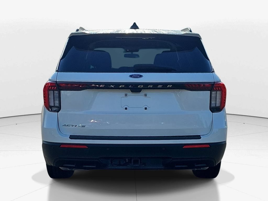 Used 2025 Ford Explorer Active RWD image 7