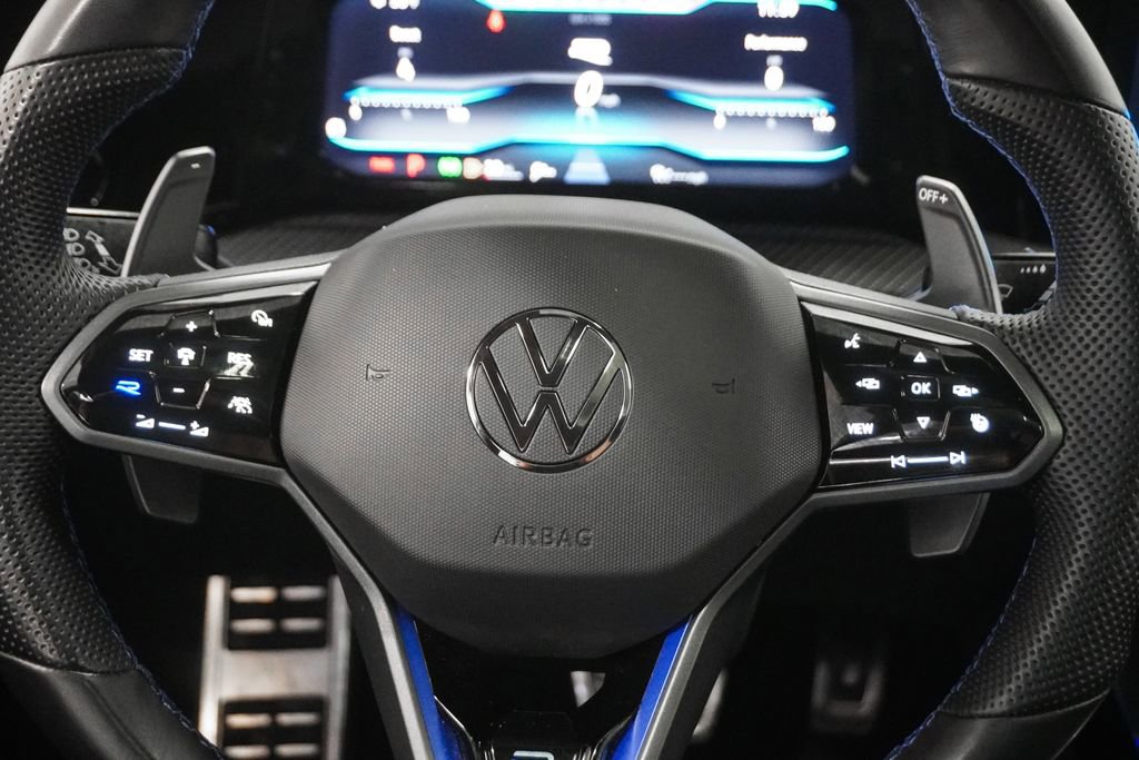 Used 2024 Volkswagen Golf R image 23