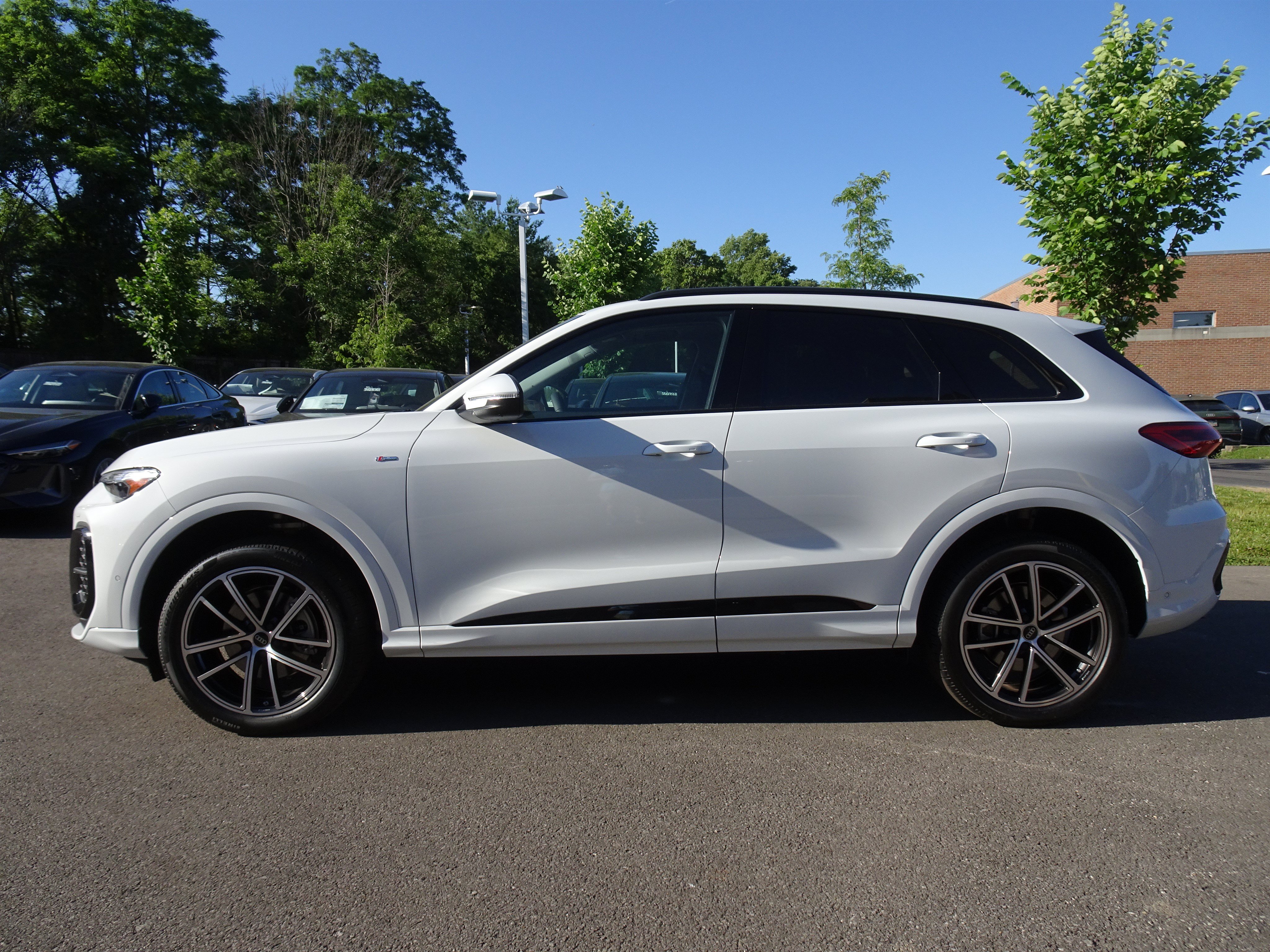 New 2026 Audi Q5 Premium AWD/4WD image 2