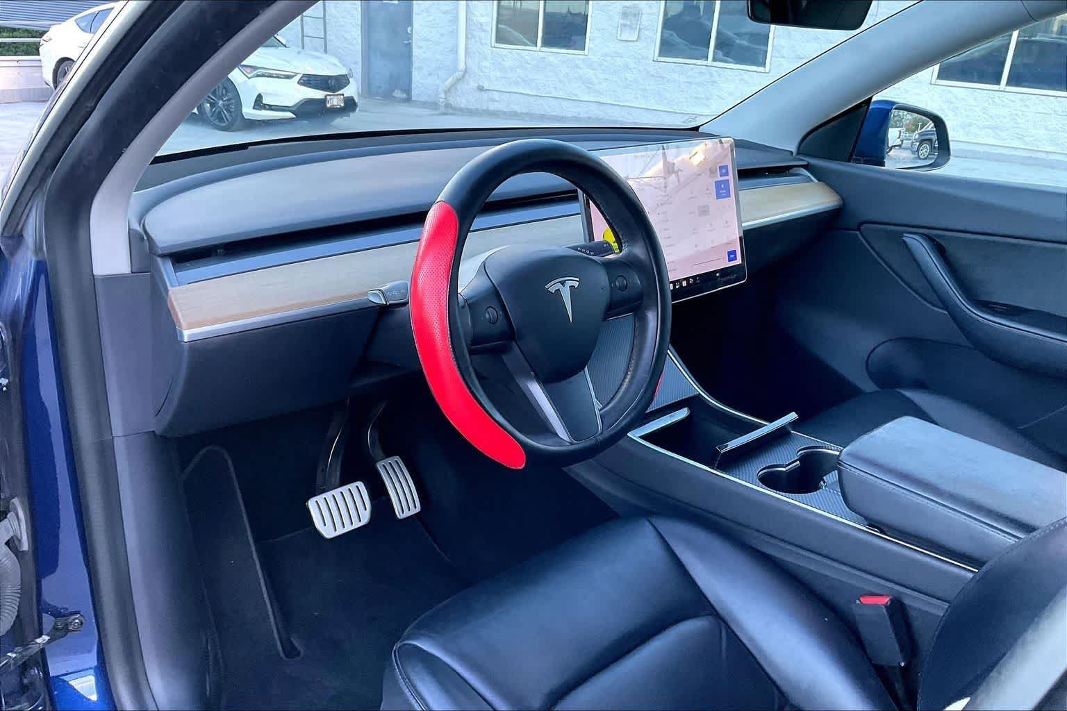 Used 2020 Tesla Model Y Performance AWD/4WD image 2