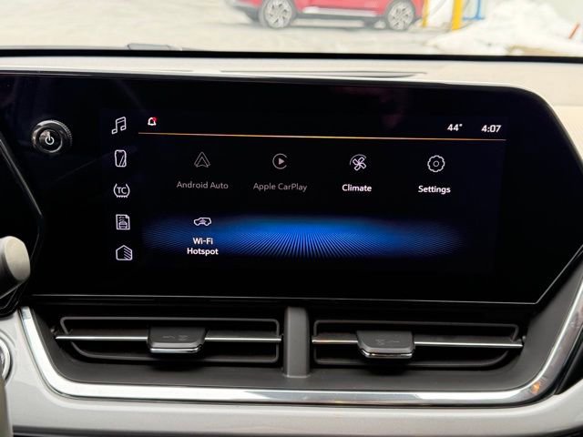 Certified 2024 Chevrolet Trax LT w/ Driver Confidence Package image 5