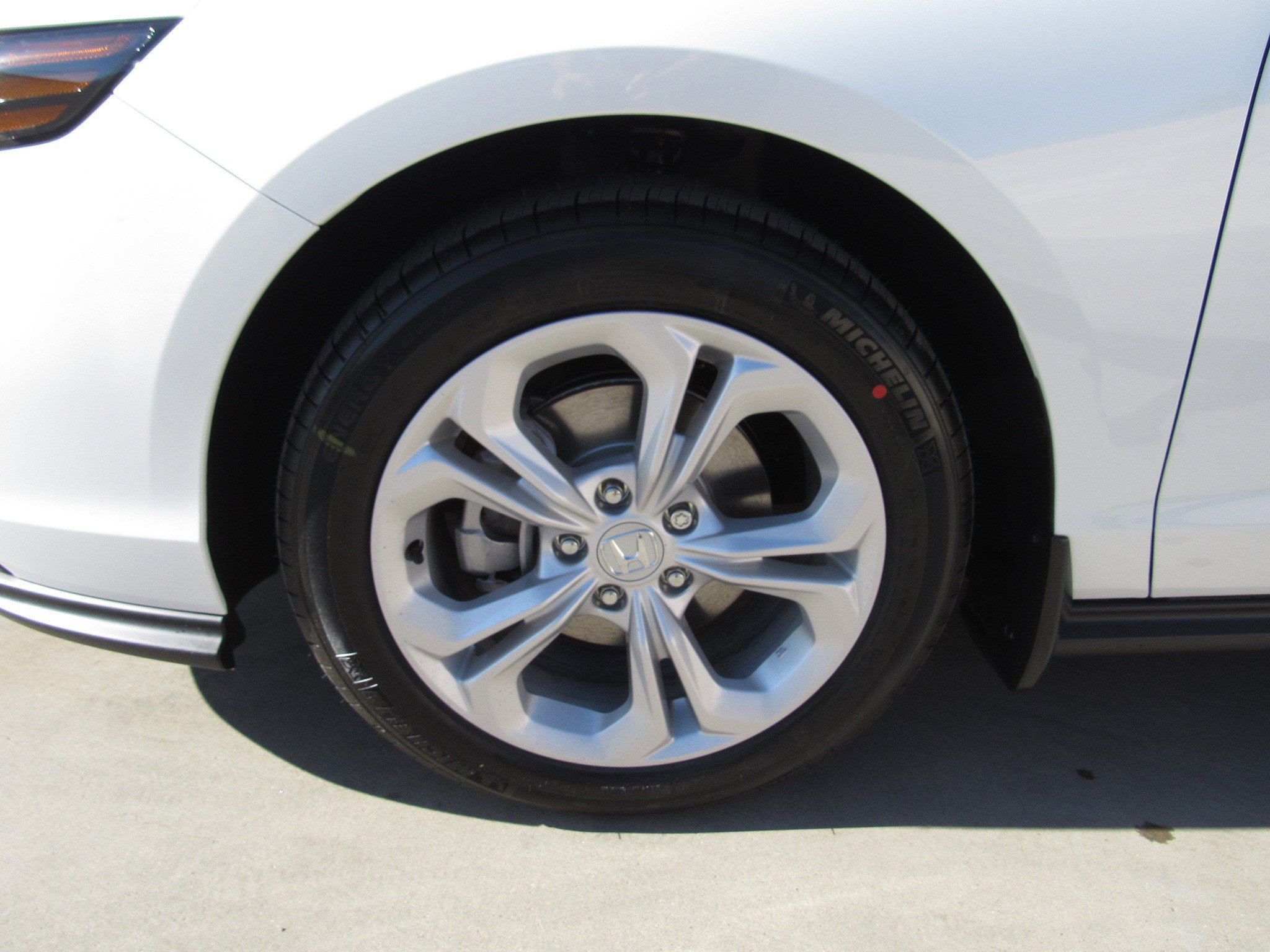 New 2025 Honda Accord LX image 3