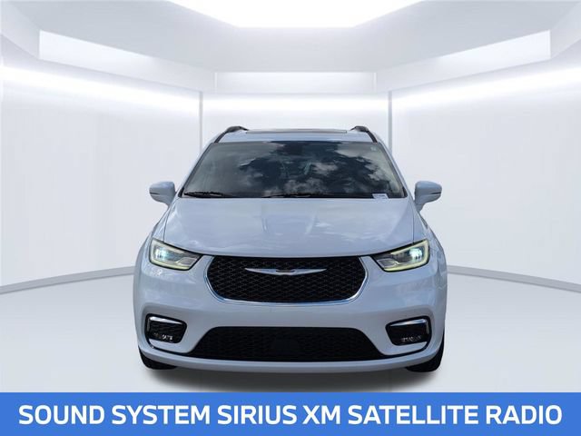 Used 2022 Chrysler Pacifica Touring-L AWD/4WD image 10