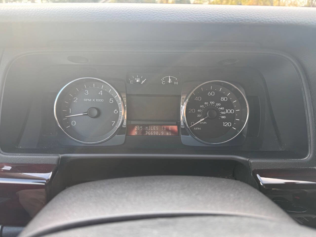 Used 2008 Lincoln MKZ image 17